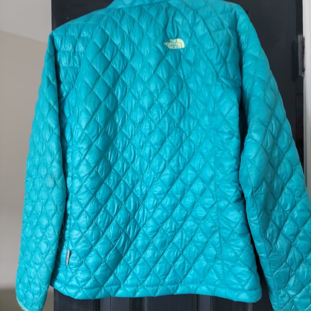 NORTHFACE Jacket - Picture 2 of 3